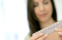 حسم الجدل حول ارتباط العلاج الهرموني لانقطاع الطمث بخطر الخرف