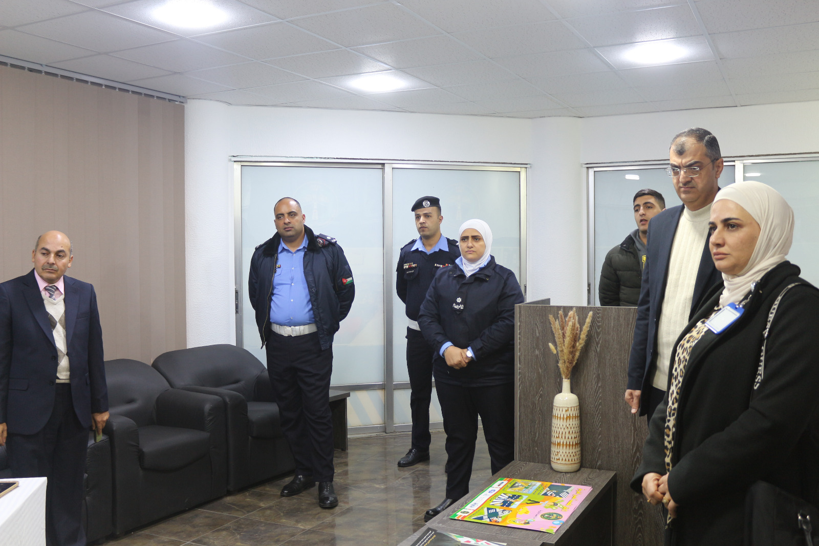 جامعة عمان العربية وإدارة السير: شراكة أكاديمية تنطلق من أروقة المرور نحو آفاق البحث العلمي