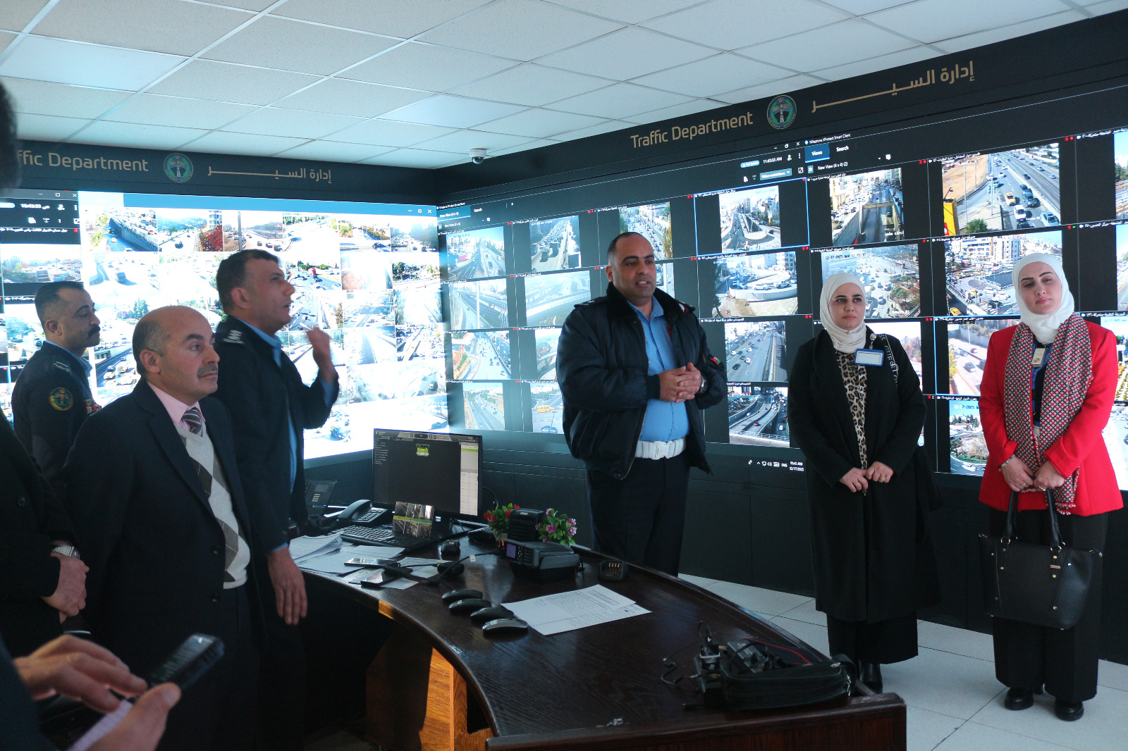 جامعة عمان العربية وإدارة السير: شراكة أكاديمية تنطلق من أروقة المرور نحو آفاق البحث العلمي