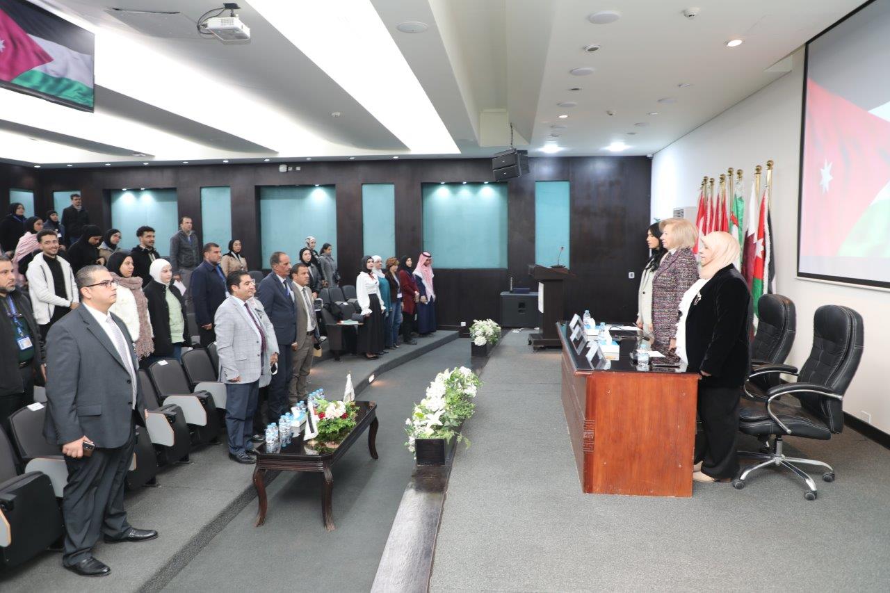 جامعة عمان العربية تعقد ندوة بعنوان تمكين المرأة