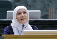 النمور تسال حسان عن كيفية استئجار العمال في موسسة الموانىء وهل يعتبر نظام سخرة #عاجل