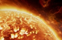 العلماء الروس يرصدون 3 توهجات قوية على الشمس