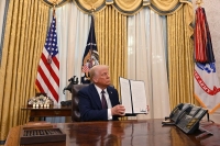 حين تتحول القوة إلى عبء: أمريكا ترامب بين وهم المكاسب وحقيقة السقوط