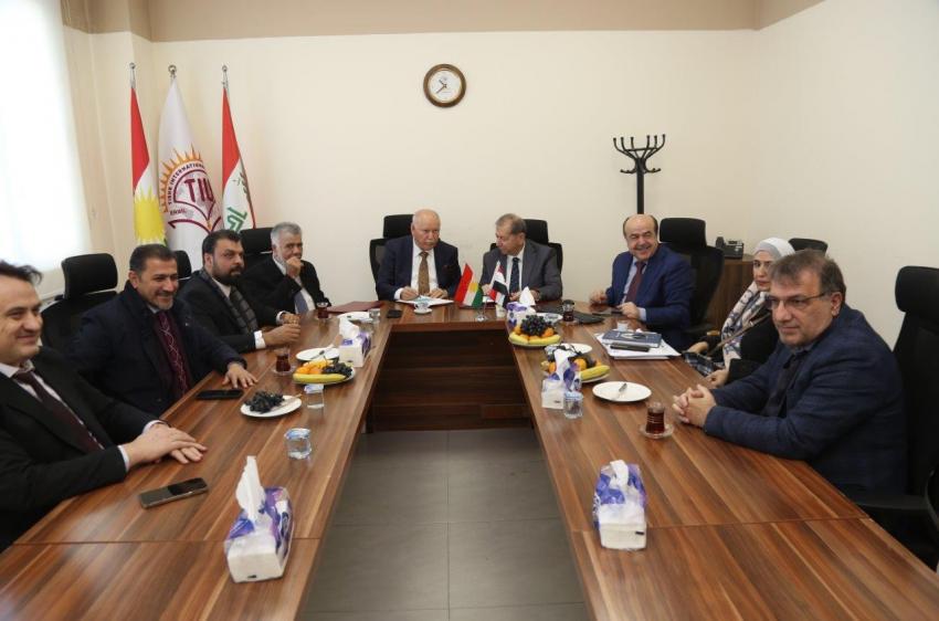 بدعوة من جامعة تيشك : رئيس عمان العربية يزورإقليم كردستان العراق ويوقع اتفاقيات تعاون