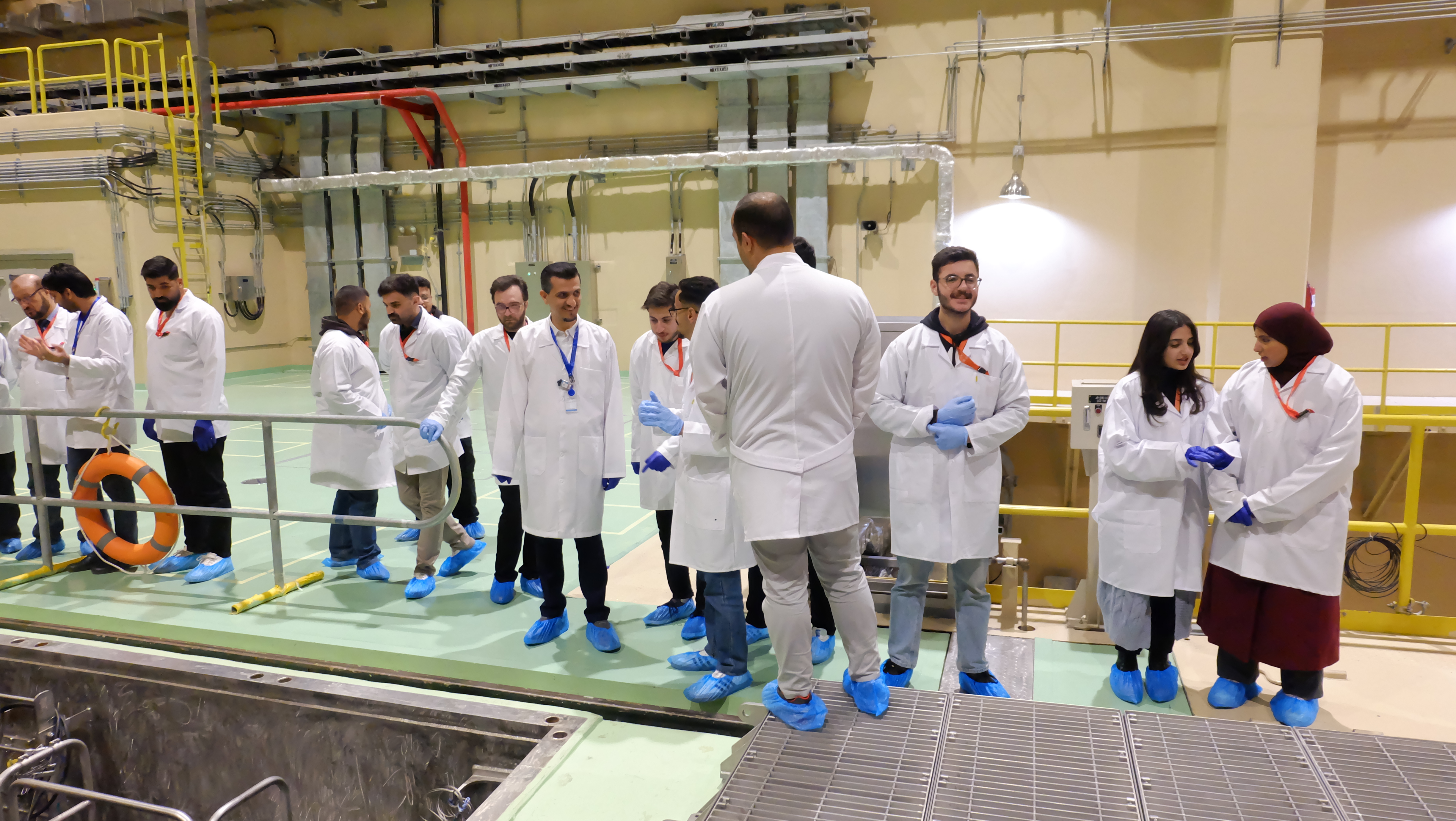 طلبة قسم هندسة الطاقة المتجددة في عمان العربية يزورون المفاعل النووي الأردني للبحوث والتدريب