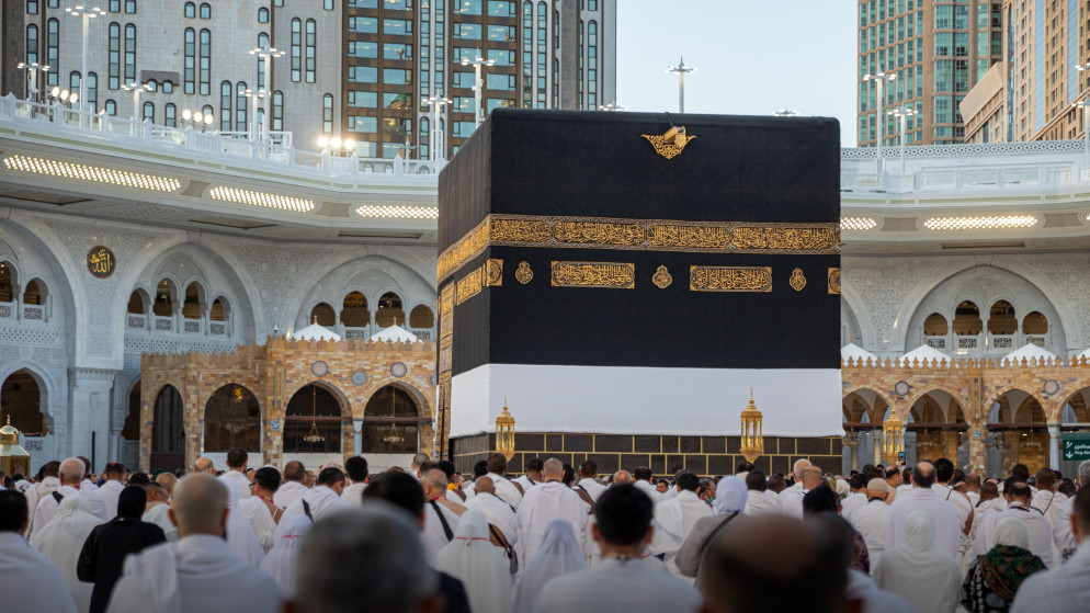 الخلايلة يكشف تكلفة الحج للأردنيين والشروط الصحية للحجاج.. واعتماد مواليد آذار 1954 فما دون للحج #عاجل