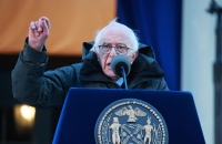 ساندرز: ما فعله ترامب في فنزويلا غير قانوني وغير دستوري