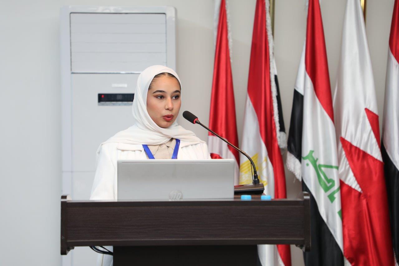 جلسة تعريفية ببرنامج المسرّع المهني في جامعة عمان العربية - صور