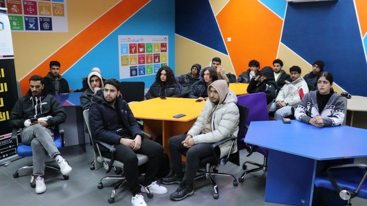 جامعة عمان العربية تنظم لقاءً تعريفياً لجائزة ولي العهد لأفضل تطبيق خدمات حكومية - صور