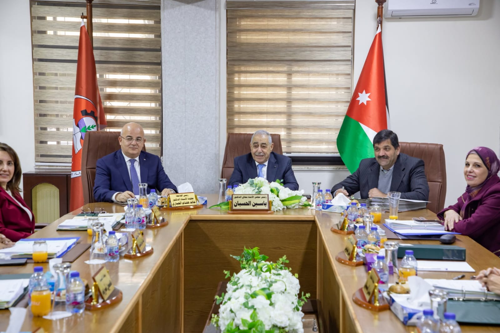 أمناء الهاشميّة يوافق على استحداث تخصصات تقنيّة جديدة ويقر أعداد الطلبة المنوي قبولهم في الفصل الدراسي الثاني