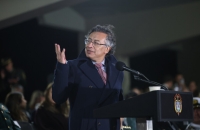 الرئيس الكولومبي: ترامب مصاب بالخرف