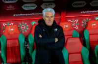 وزير الرياضة الجنوب إفريقي يهاجم مدرب منتخب بلاده هوغو بروس ويعتذر للمغرب