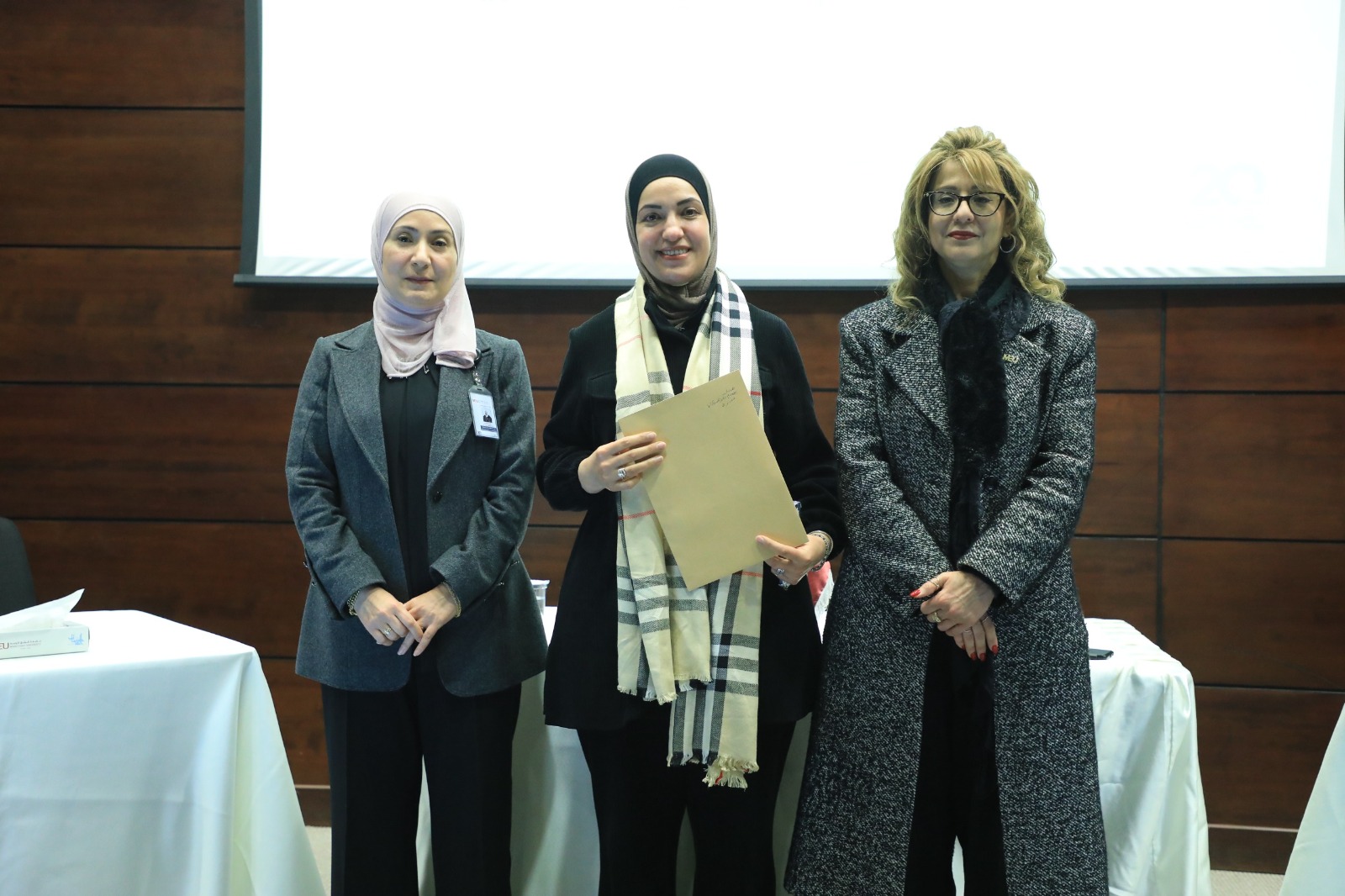 الشرق الأوسط تؤكد التزامها بصون العربية وتعزيز حضورها المعرفي عالميًا  صور