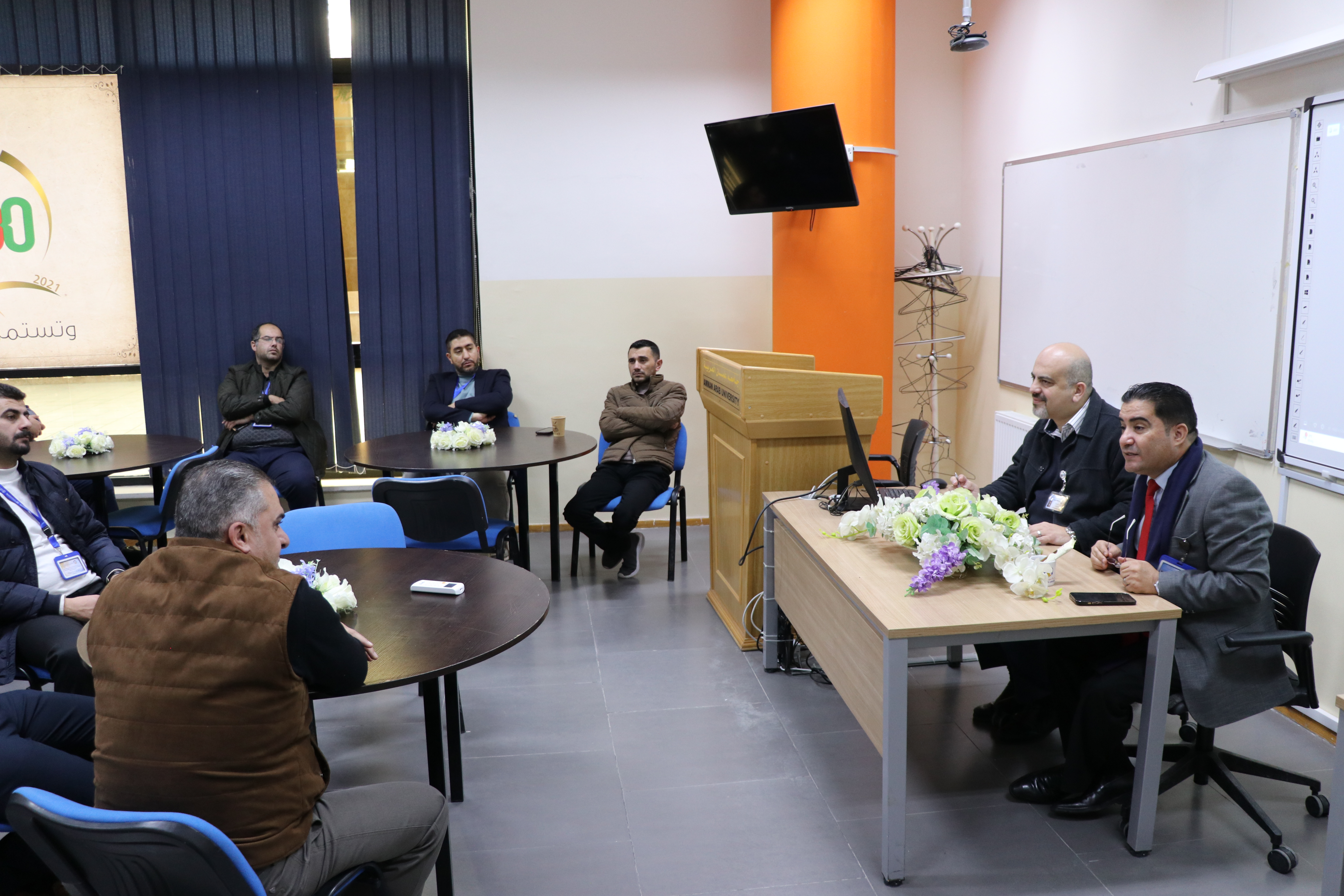 كلية تكنولوجيا المعلومات في جامعة عمّان العربية تلتقي بخريجيها وتقدّم ورشة تدريبية لهم