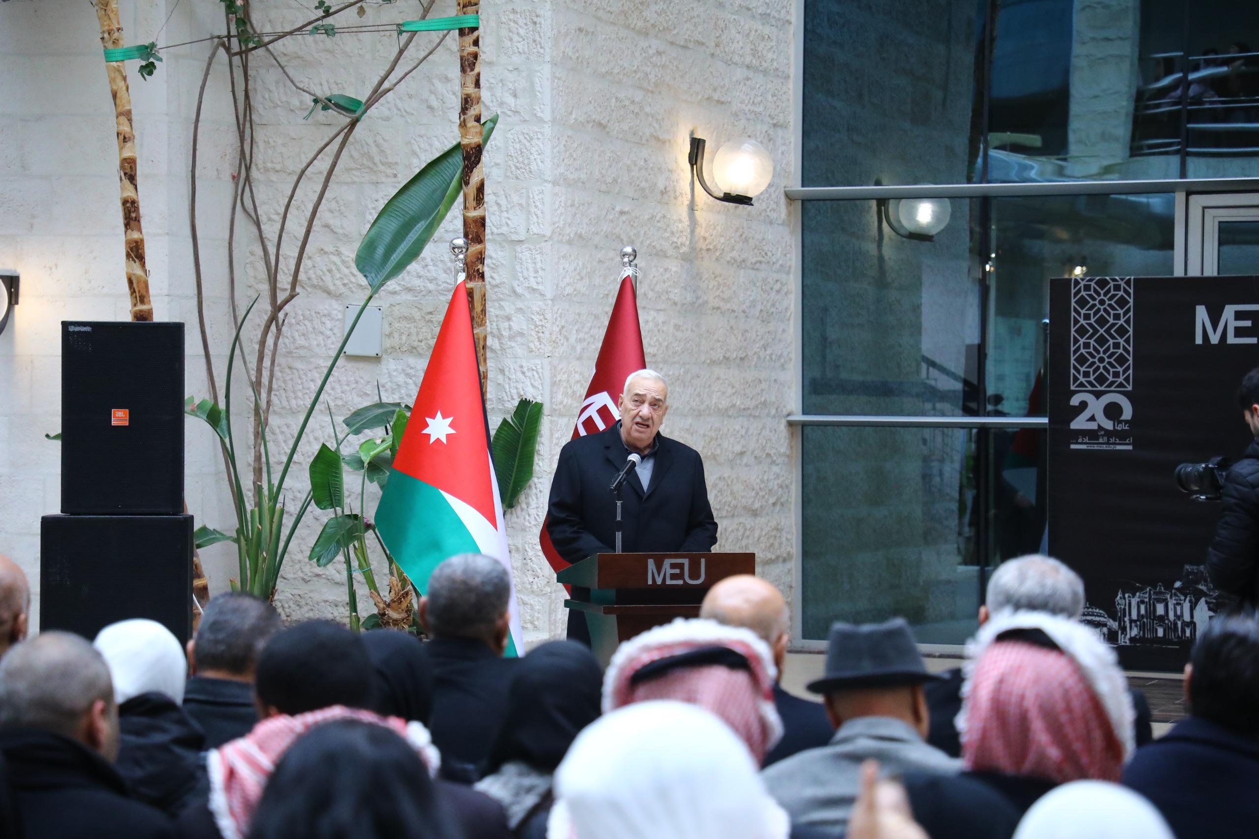 الشرق الأوسط تستهل احتفالاتها بمناسبة عيد ميلاد جلالة الملك في حفلٍ مهيب