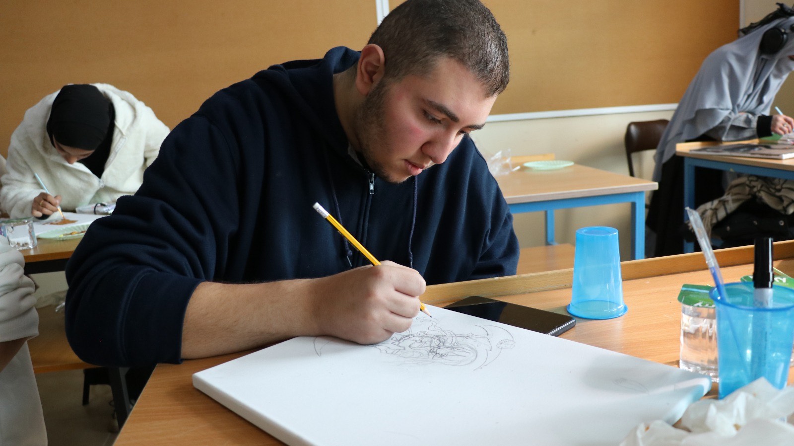 كلية الصيدلة في عمان العربية تنظم ورشة بعنوان:  From Heart to Art  لتعزيز الإبداع بين الطلبة