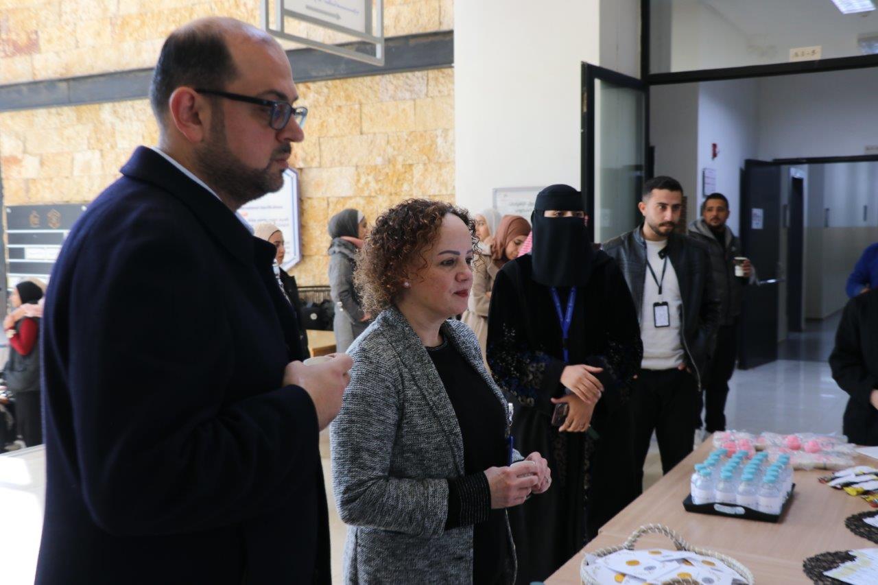 كلية الأعمال في عمان العربية تنظم مسابقة بعنوان: اقتصادنا … قرارنا… مستقبلنا لطلبة الكلية