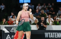 الروسية ميرا أندرييفا تفوز بأول ألقابها في عام 2026 (فيديو)