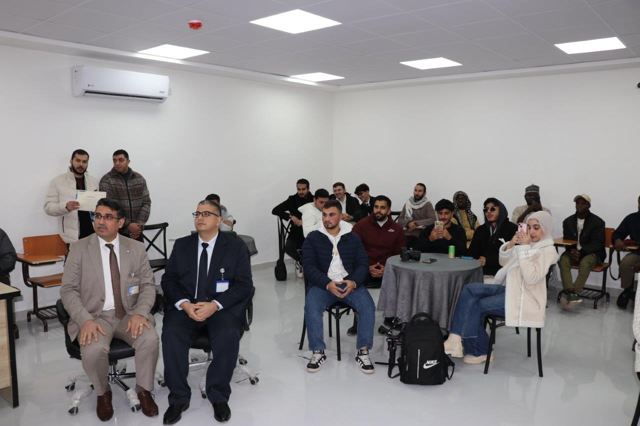 جامعة عمان العربية تنظم يوم المواهب بمشاركة (45) طالبا وطالبة من مختلف التخصصات