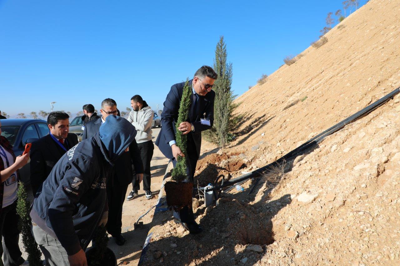 جامعة عمان العربية تنظم فعالية يوم الشجرة بالتعاون مع وزارة الزراعة وأمانة عمان الكبرى