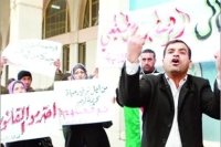 أحزاب أردنية تدين توقيف محمد سنيد وتطالب بالإفراج الفوري عنه