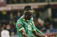 رغم قلة الظهور.. زوجة ساديو ماني تلفت الأنظار فمن هي عائشة تامبا؟ (صورة)