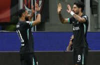 سوبوسلاي يسعى لتجاوز أسوأ أسبوع في مسيرته مع ليفربول.. ويؤكد متانة علاقته بمحمد صلاح