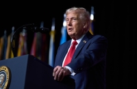 ترامب: الولايات المتحدة ستحتفظ بجزء من عائدات بيع النفط الفنزويلي