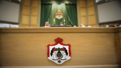 نواب يناقشون مشروع قانون عقود التأمين