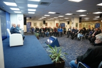 محاضرة في منتدى شومان بعنوان تأثير نظرية الفوضى على إدراك العلاقات الدولية المعاصرة