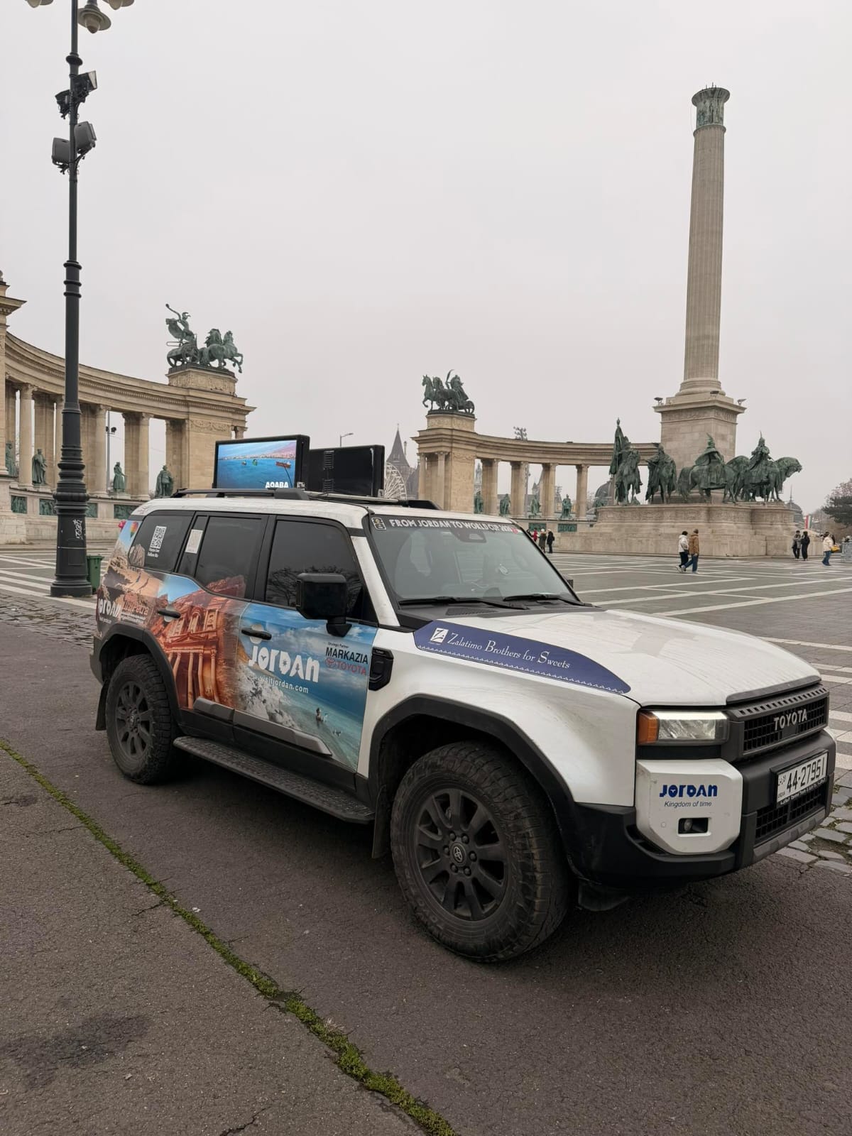 الرحالة عبدالسلام العجارمة وطنٌ يحمل الوطــن 