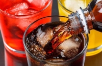 خطر المشروبات الغازية على الصحة النفسية