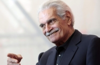 وزير مصري سابق: النجم العالمي الكبير عمر الشريف لما أصيب بالزهايمر لم يقف معه أي صديق (فيديو)