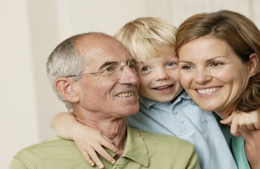 طبيب أورام يحدد الفحوصات الدورية الضرورية لمن تجاوزوا سن الأربعين