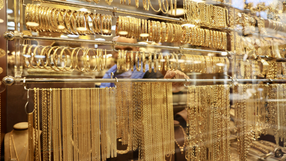 الحلي والمجوهرات: إرباك عالمي في سوق الذهب وتسعيرة النقابة الأقرب للحقيقة #عاجل