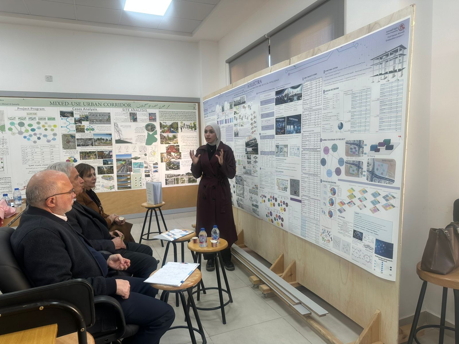 طلبة قسم هندسة العمارة في عمان العربية يناقشون مشاريع تخرج تواكب التحول الرقمي وتعكس هوية المجتمع