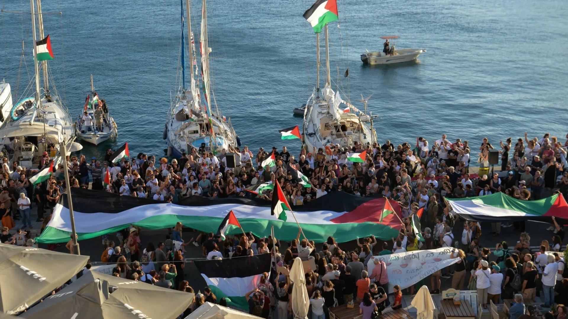 أسطول الصمود يعلن انطلاق أكبر تحرك دولي لكسر حصار الاحتلال عن قطاع غزة #عاجل