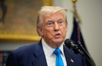 ترامب يعلن عن اجتماع بالغ الأهمية مع عصفورة