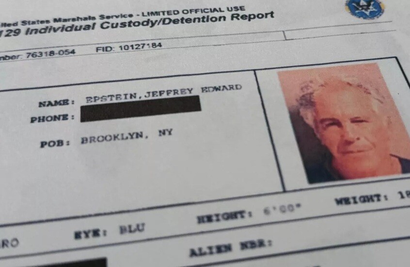 ضغوط متزايدة على وزير التجارة الأمريكي للاستقالة بسبب صلته بإبستين