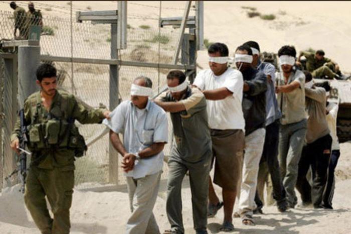 إنذار باستهداف آلاف الأسرى والمحررين ضمن عمليات التهجير القسري