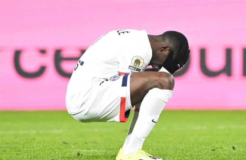 عثمان ديمبلي يشن هجوما حادا على لاعبي باريس سان جيرمان