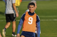 رونالدو يوجه رسالة بعد عودته لتدريبات النصر (صور)