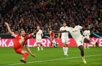 بايرن ميونخ يعبر محطة فيردر بريمن (فيديو)