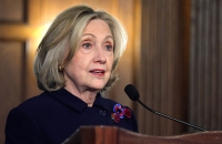 هيلاري كلينتون: وجود اسم شخص ما في ملفات إبستين لا يعني ارتكابه جريمة