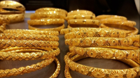 انخفاض أسعار الذهب محليًا .. وعيار 21 بـ 99.4 دينارًا