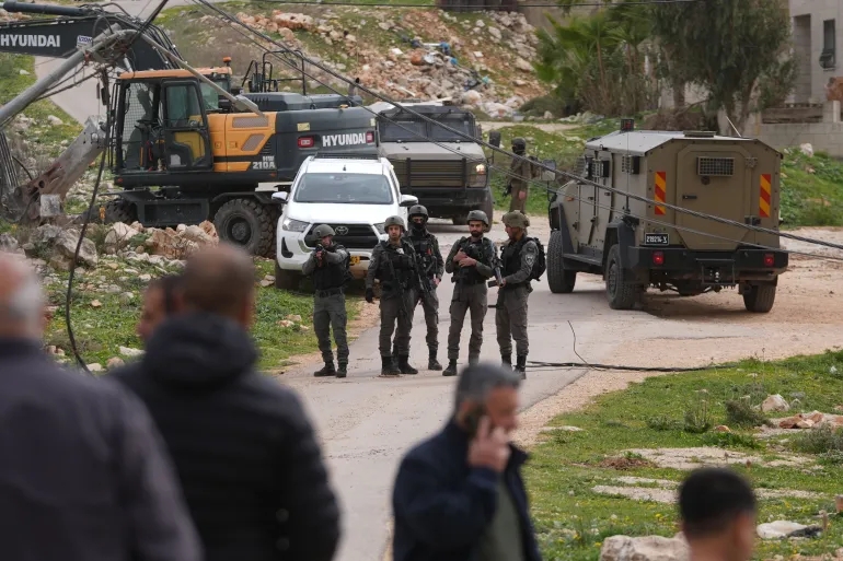 استشهاد فلسطيني برصاص مستوطنين والأردن يدعو لوقف التصعيد بالضفة