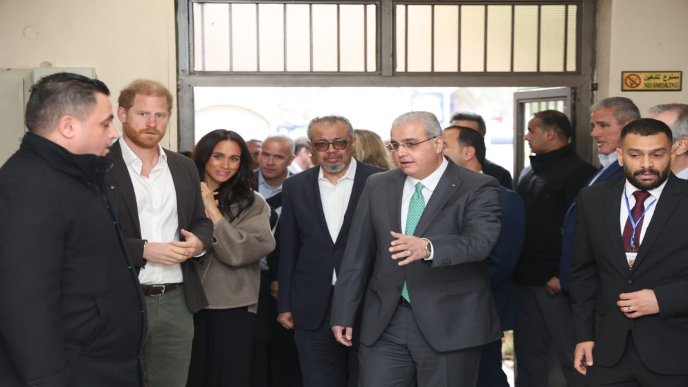 الأمير هاري وعقيلته يزوران مركز علاج الإدمان