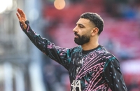 بعد مزحة صلاح.. لاعب في ليفربول يفاجئ المصري بصورة من الأرشيف