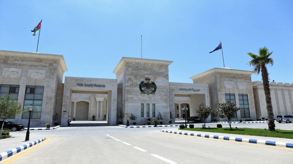 الأمن العام: 12 بلاغًا لسقوط شظايا نتج عنها أضرار مادية دون أية إصابات #عاجل