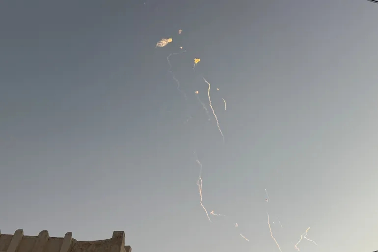 قطر والسعودية تعترضان هجمات صاروخية جديدة